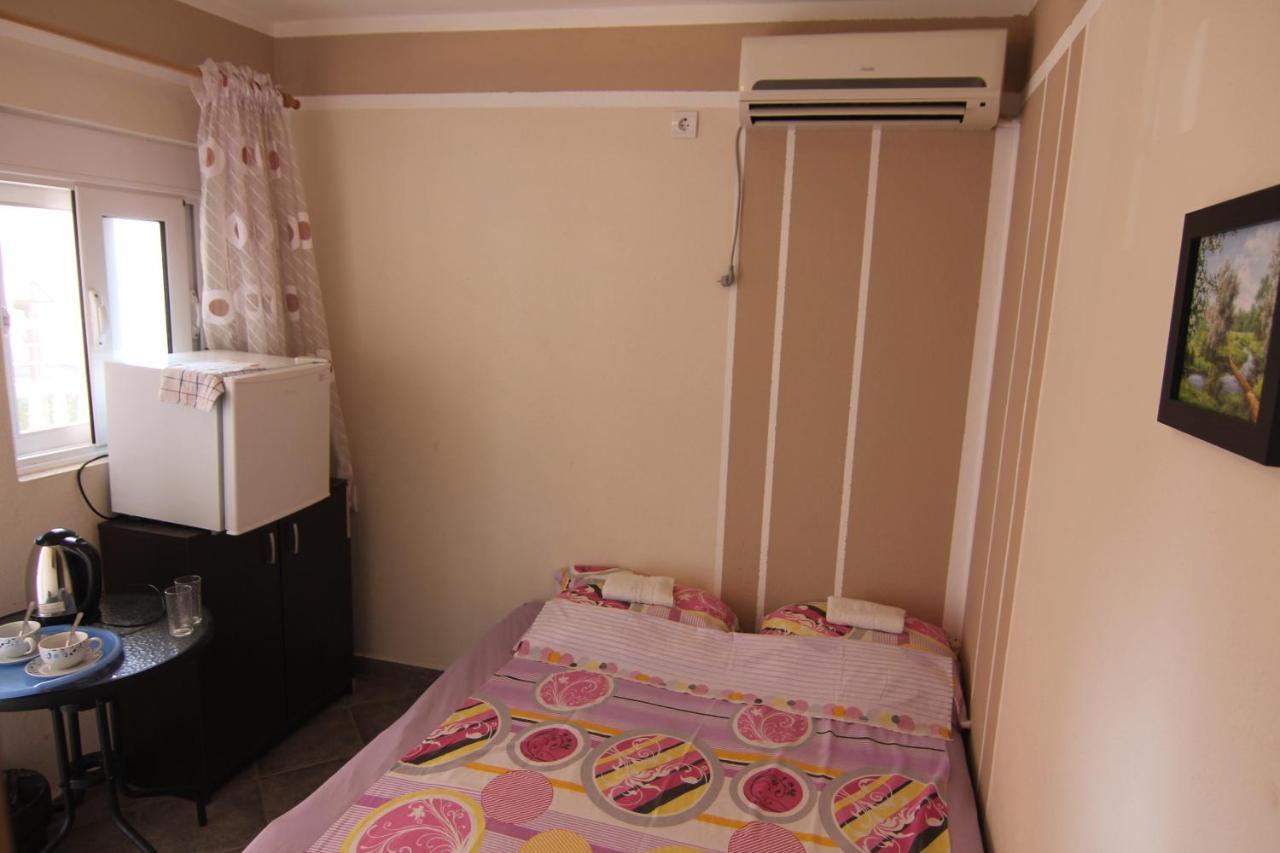 Apartments In Villa Viktoria Сутоморе Екстериор снимка