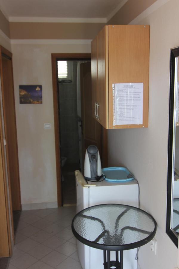 Apartments In Villa Viktoria Сутоморе Екстериор снимка