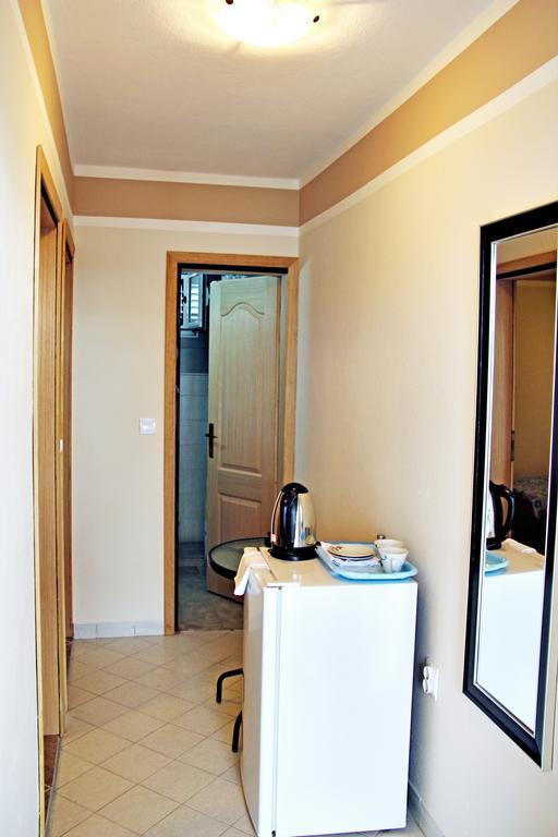 Apartments In Villa Viktoria Сутоморе Екстериор снимка
