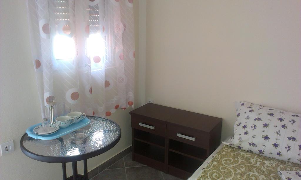 Apartments In Villa Viktoria Сутоморе Екстериор снимка